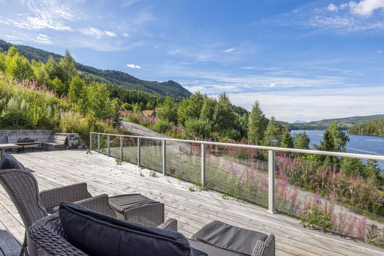 Panorama Cabin- Jacuzzi Available October 2025-May 2026 Lona Ngoại thất bức ảnh